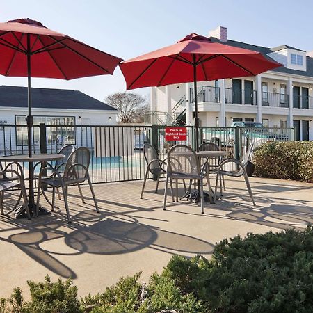 Hotel Baymont By Wyndham Gaffney Restaurant photo