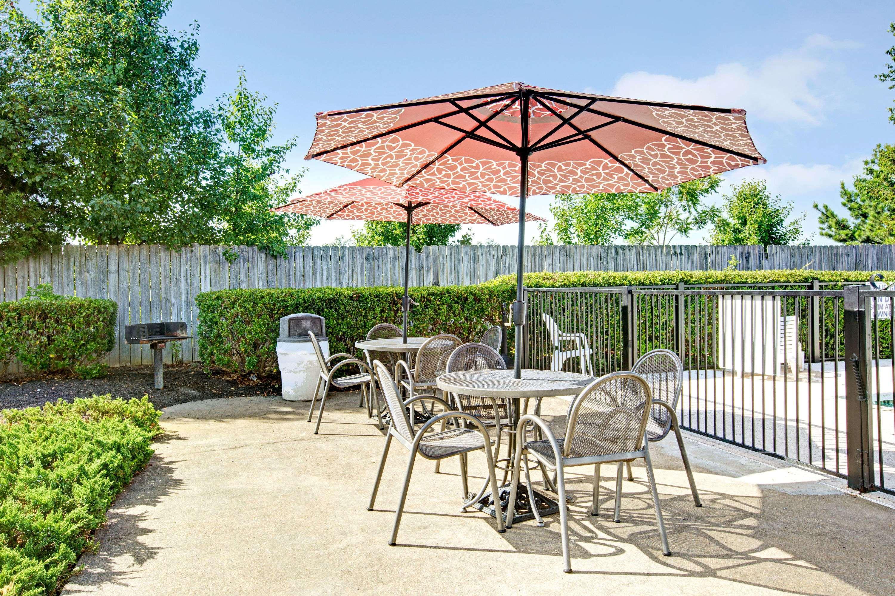 Hotel Baymont By Wyndham Gaffney Extérieur photo